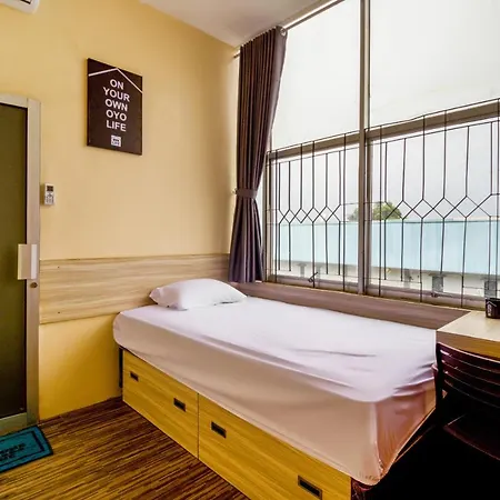 Oyo Life 3149 Guest House Ppli